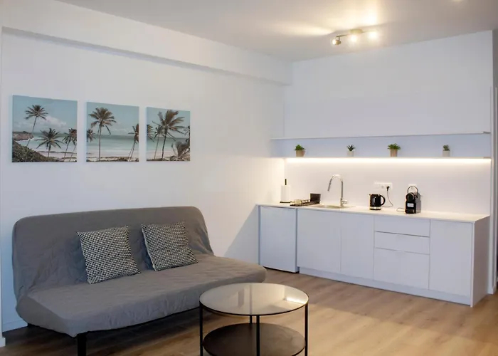 Frinely Apartments