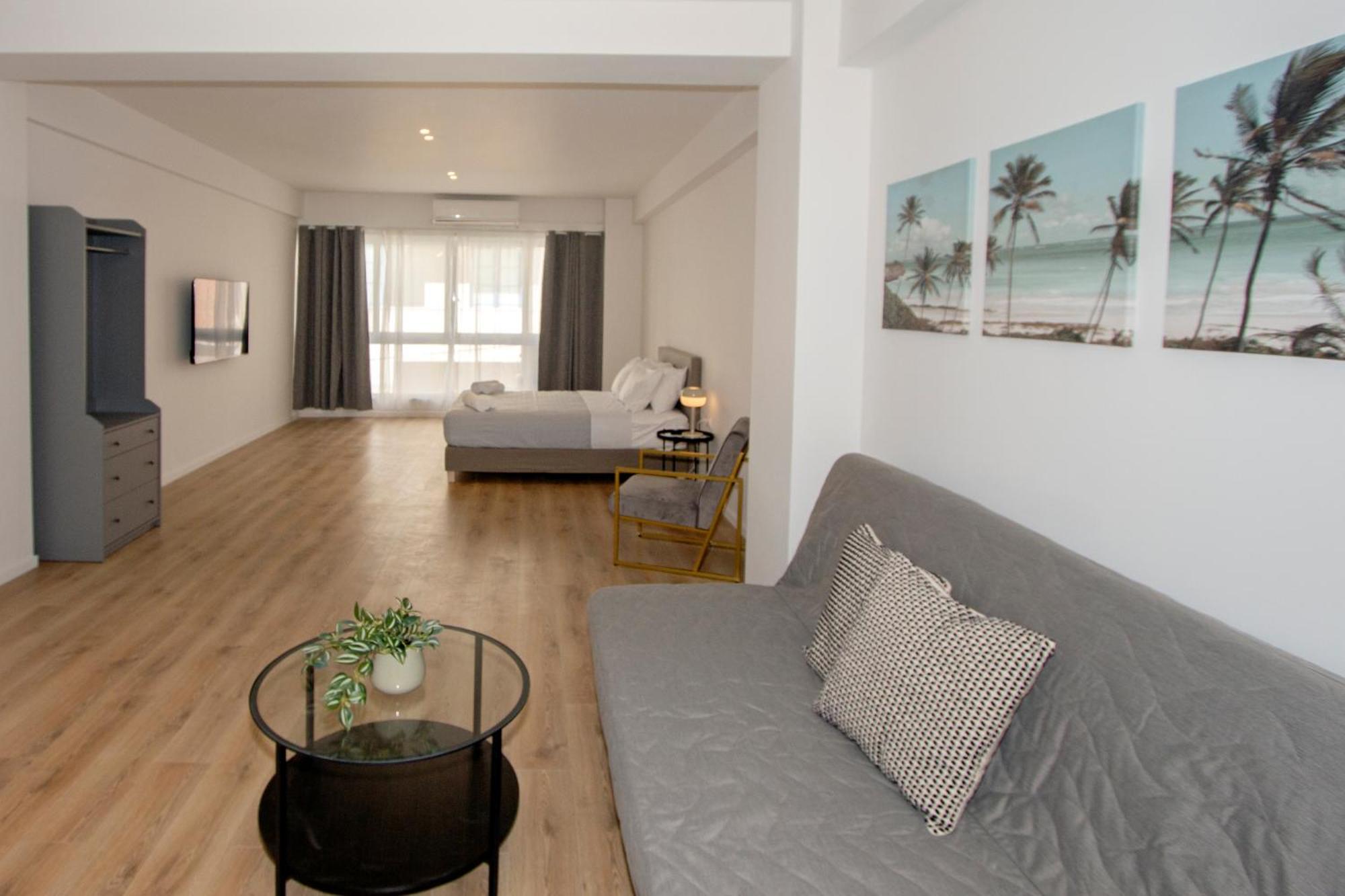 Frinely Apartment *